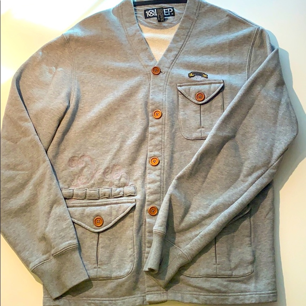 10.Deep Gray Cardigan Sweater